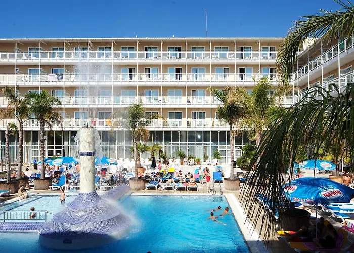 ホテル Htop Platja Park #htopfun プラヤ・デアロ